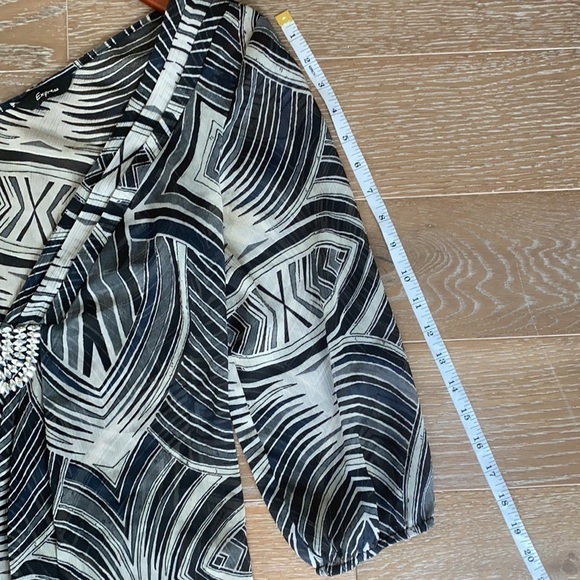 Express Patterned Tunic Top | M - Picture 4 of 6